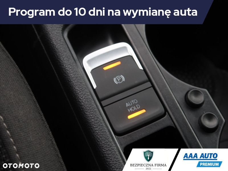 Volkswagen Touran - 21