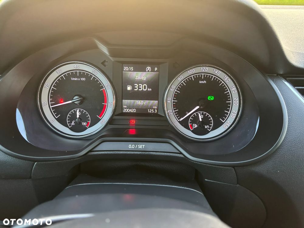 Skoda Octavia 1.4 TSI Style DSG - 9