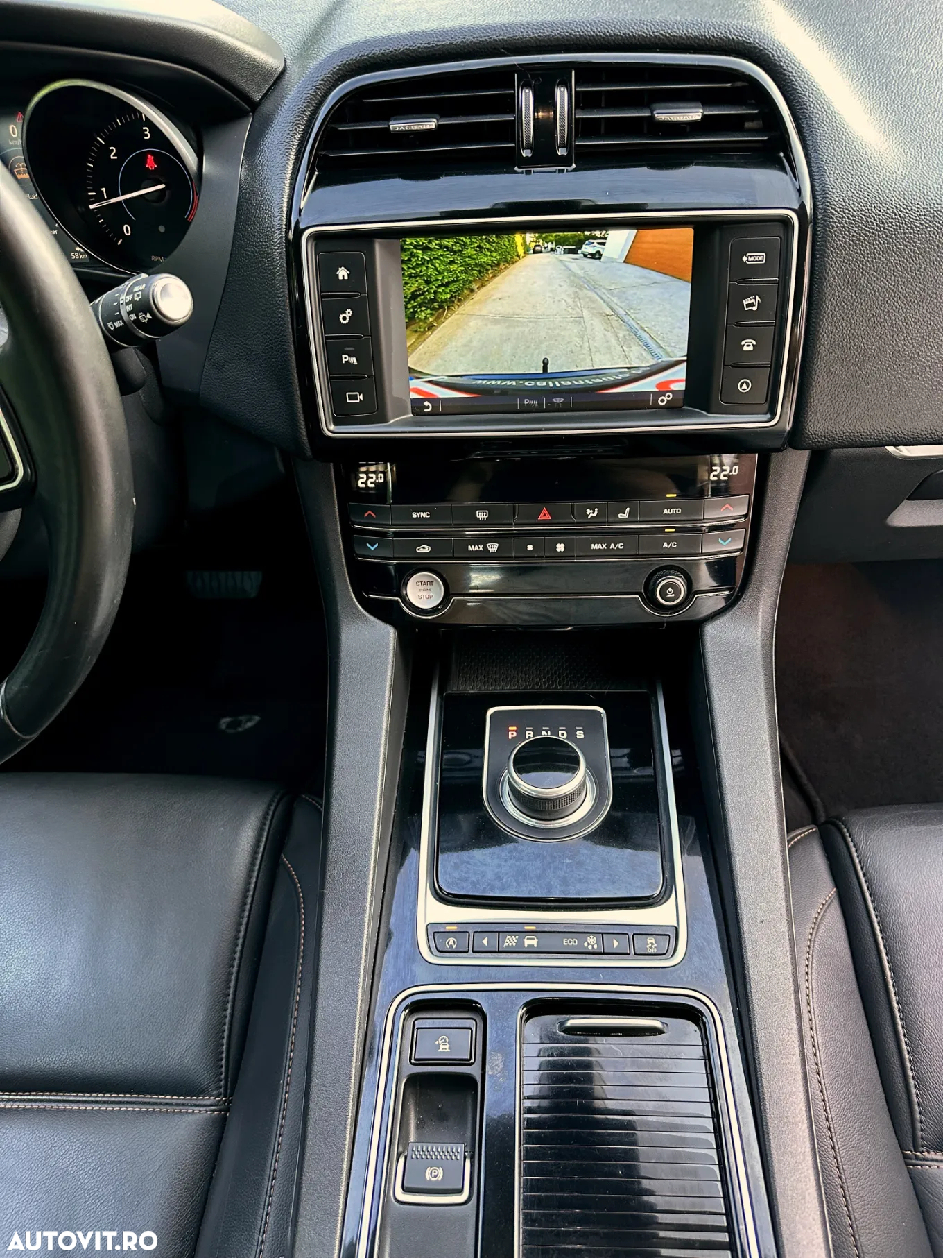 Jaguar F-Pace 20d AWD Aut. Prestige - 15