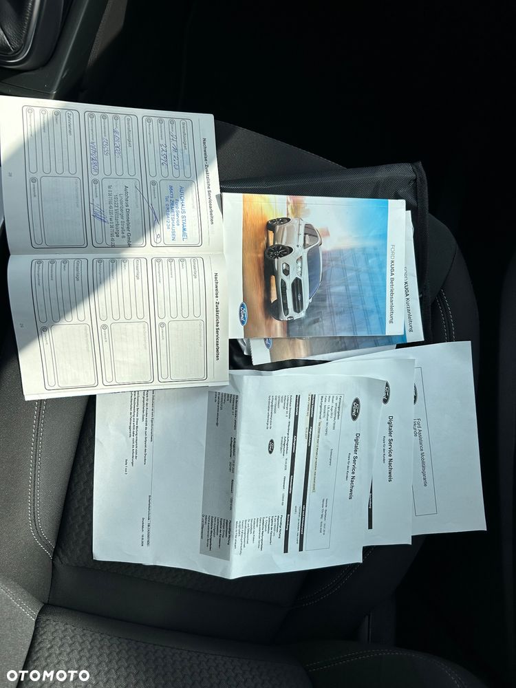 Ford Kuga - 33