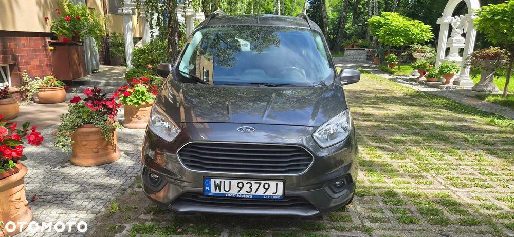 Ford Tourneo Courier - 2