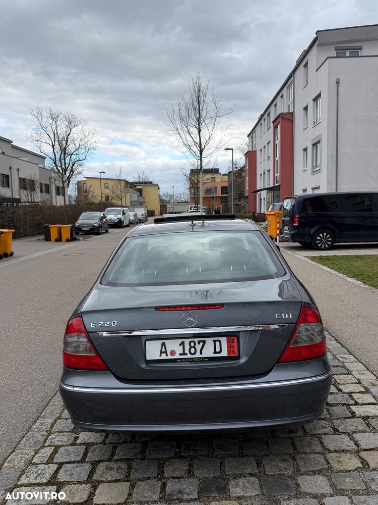Mercedes-Benz E 220 CDI Automatik Elegance DPF - 13