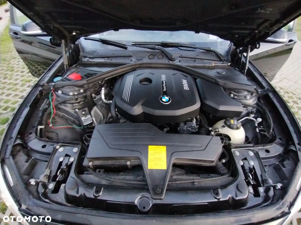 BMW Seria 1 118i Sport Line Shadow - 15