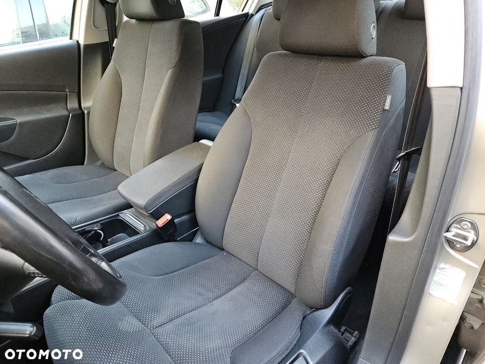 Volkswagen Passat 2.0 TDI Comfortline - 15