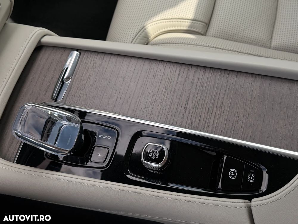 Volvo S90 - 24