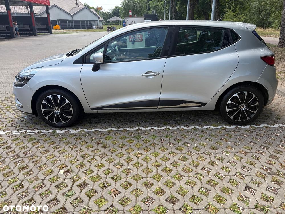 Renault Clio - 7