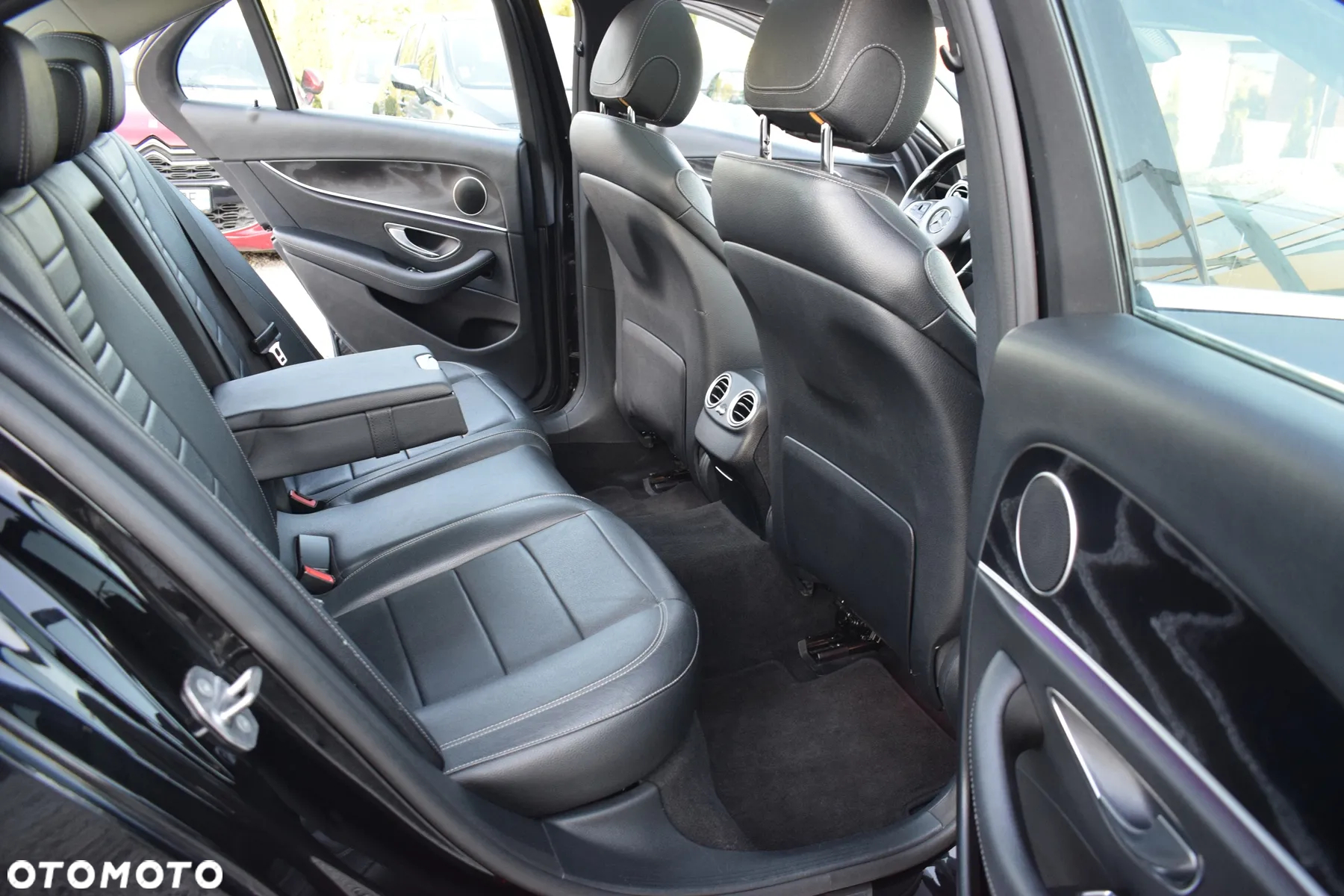 Mercedes-Benz Klasa E 220 d 9G-TRONIC Avantgarde - 10