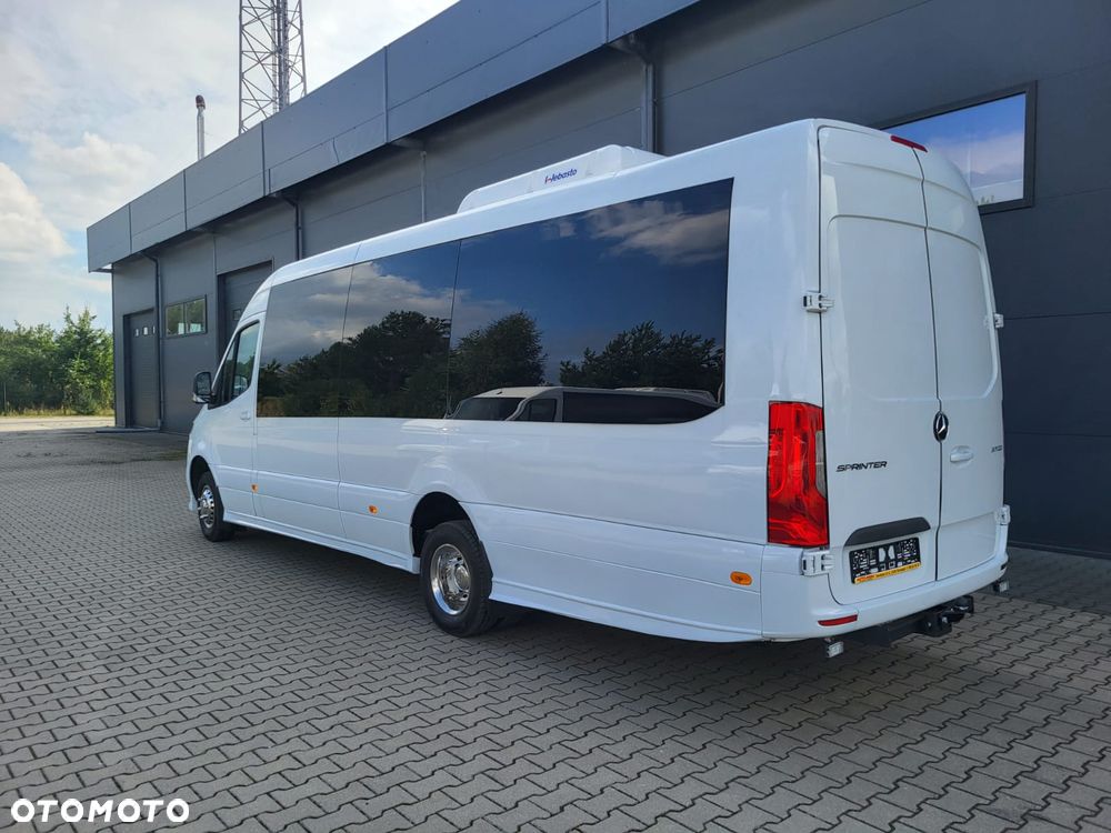 Mercedes-Benz Sprinter 517 CDI - NOWY! - 24 miejsca + 3  stojące - 4