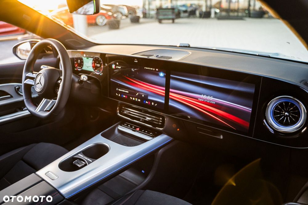 Mercedes-Benz CLA - 13