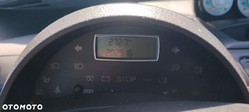 Peugeot 807 V6 205 Platinum Pullmann - 28