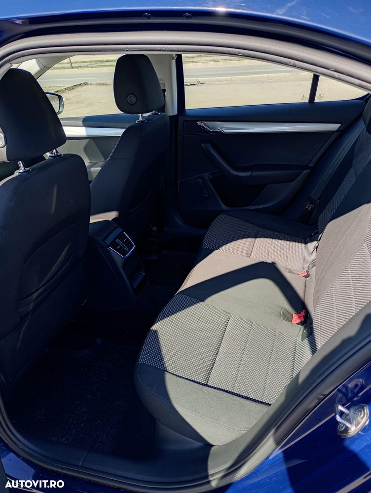 Skoda Octavia 1.2 TSI Active - 12