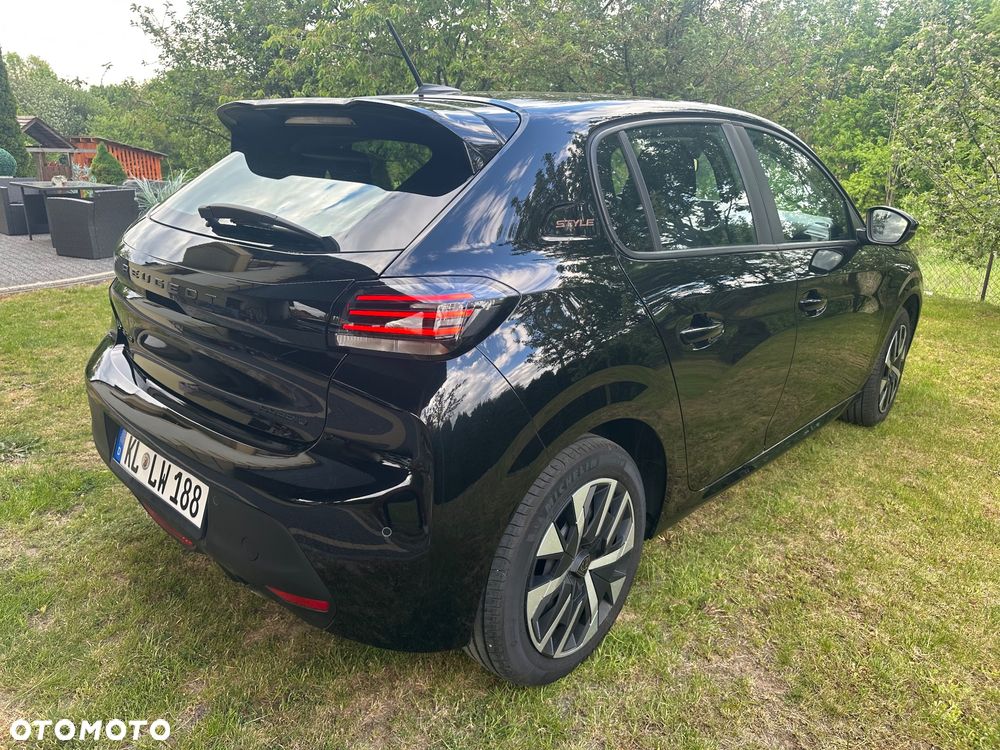 Peugeot 208 1.2 PureTech Allure S&S - 10
