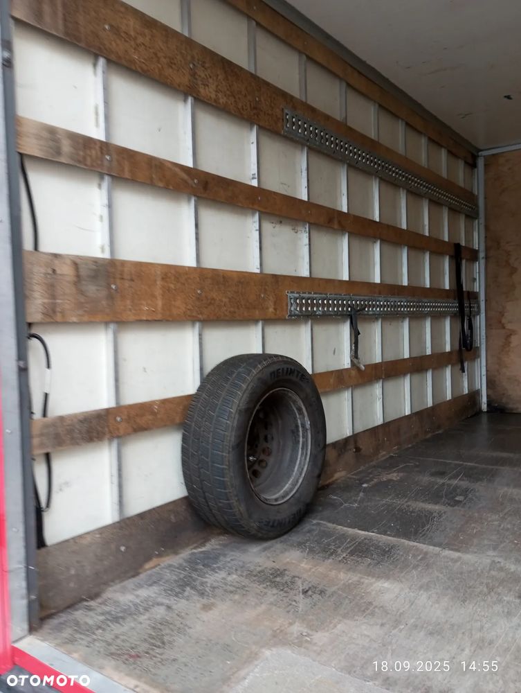 Volkswagen CRAFTER - 12