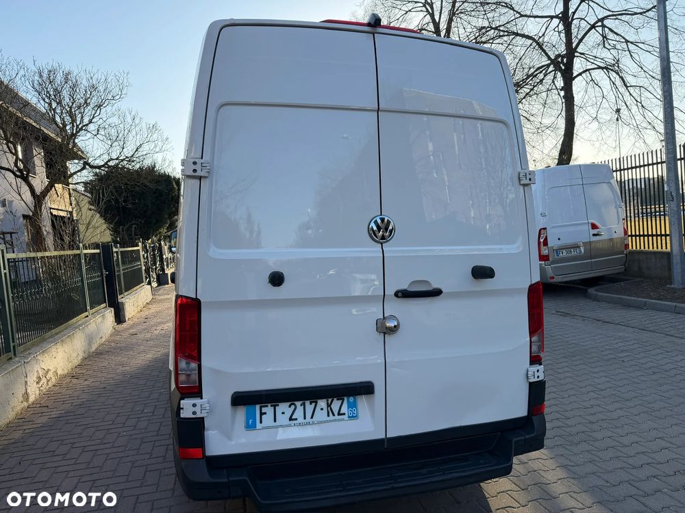 Volkswagen E-CRAFTER - 11