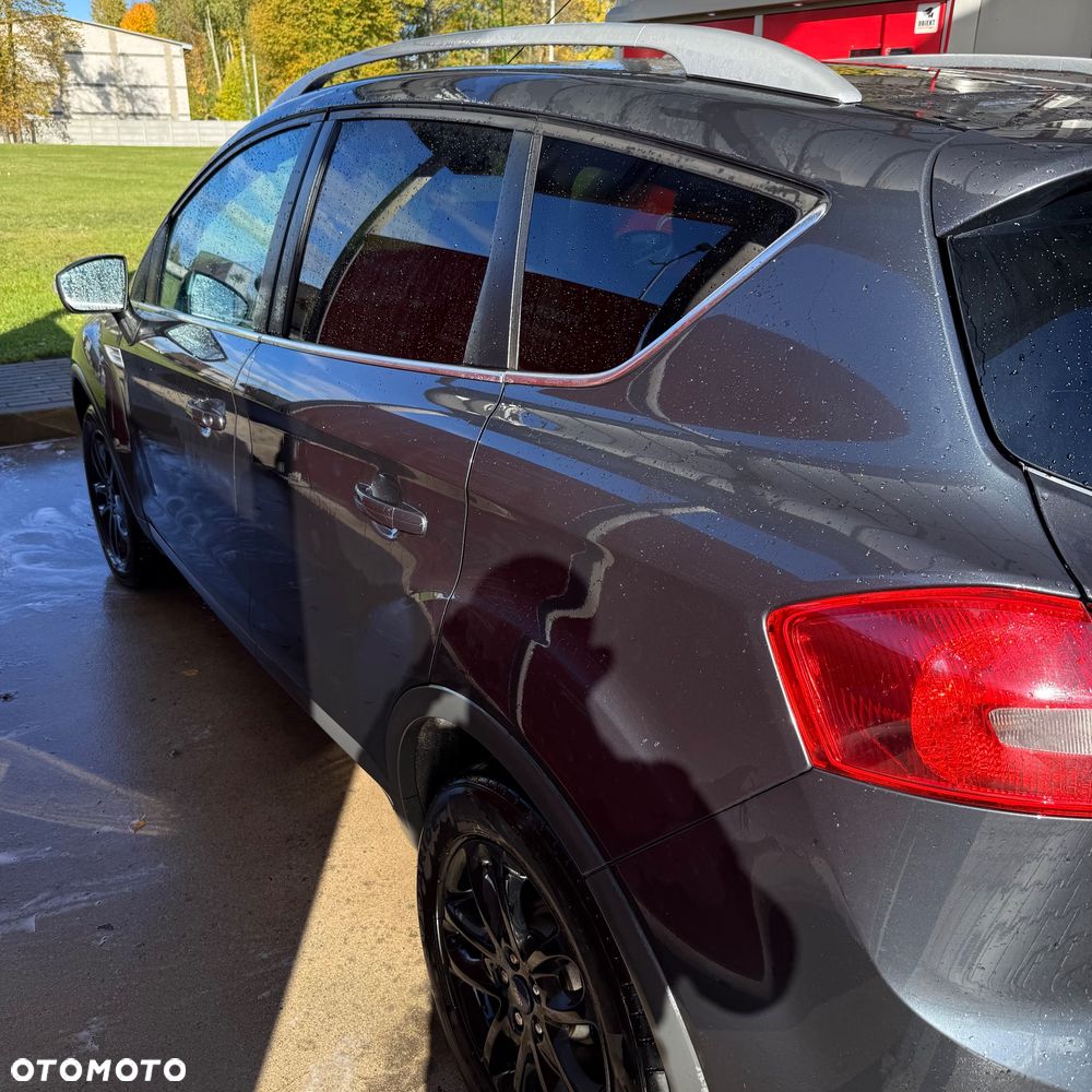 Ford Kuga - 8