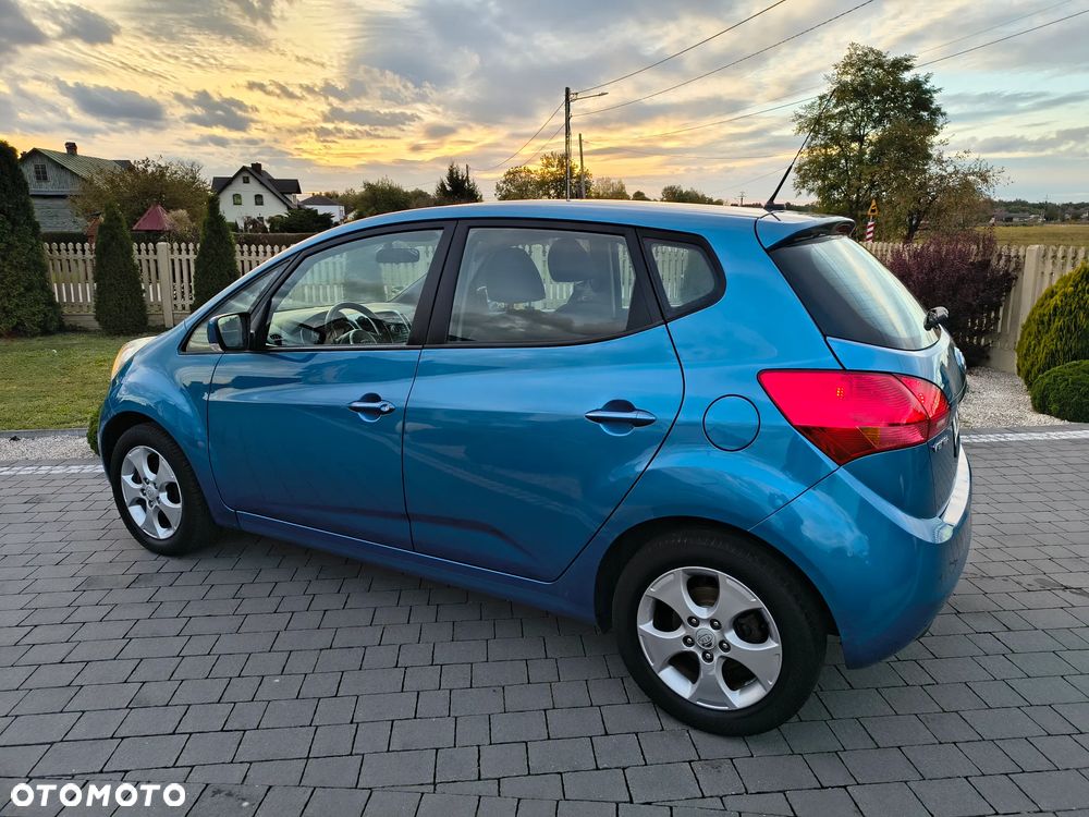Kia Venga 1.4 CVVT Vision - 10