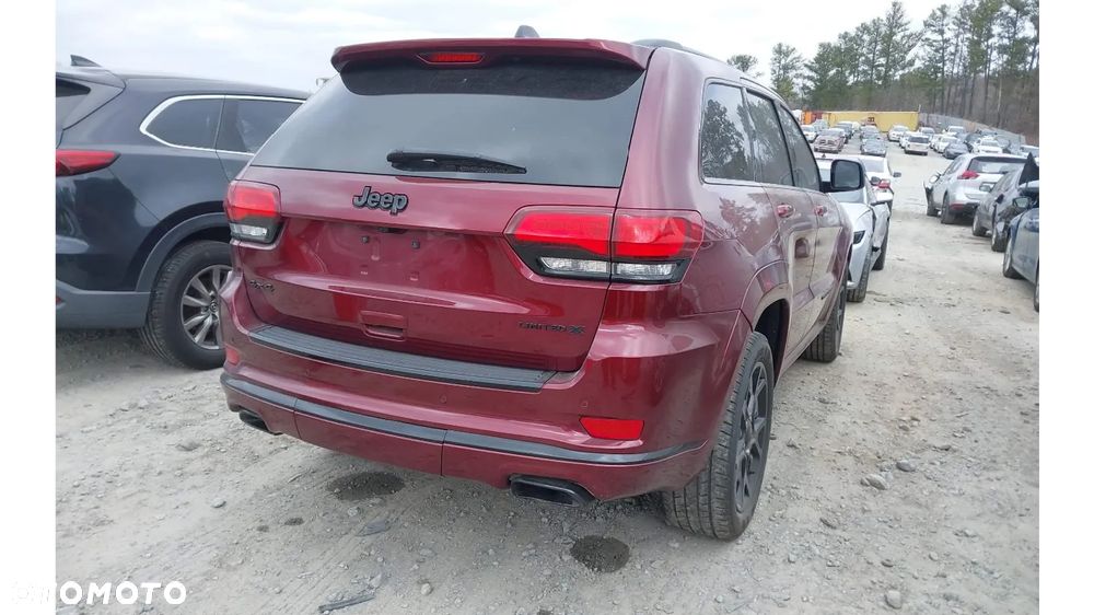 Jeep Grand Cherokee - 8