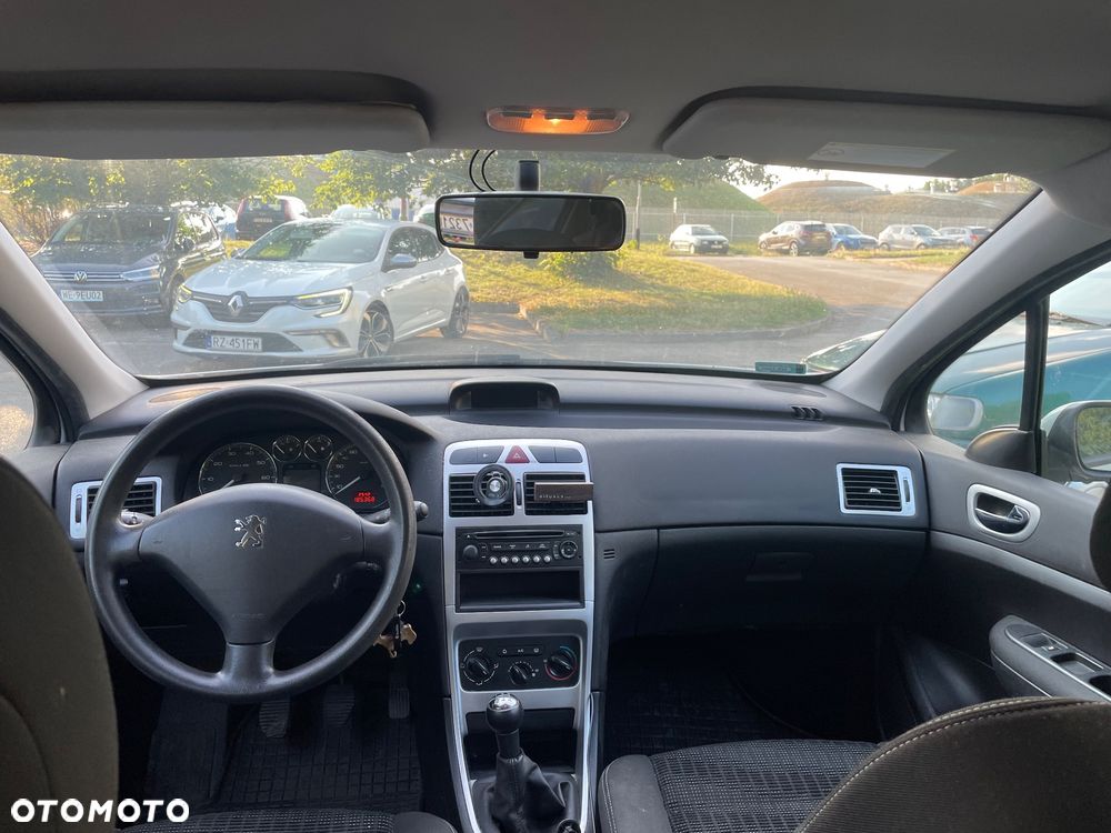 Peugeot 307 - 16