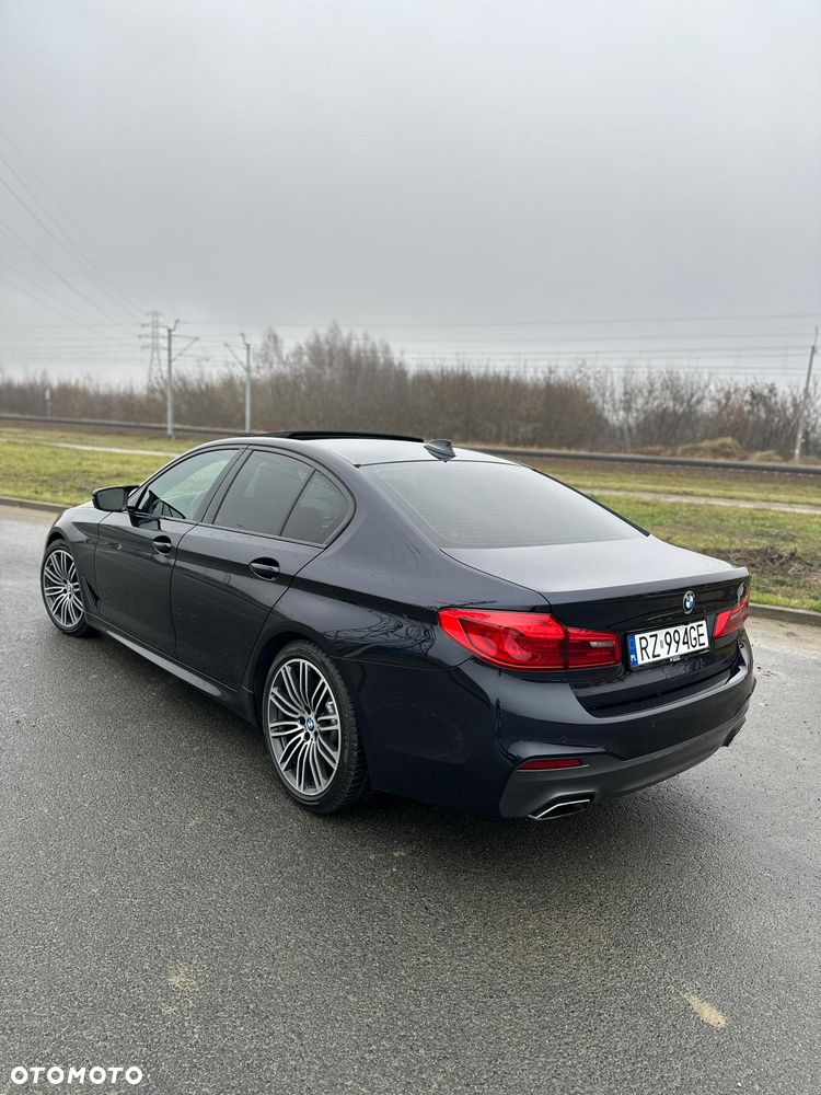 BMW Seria 5 540i xDrive Sport Line - 16