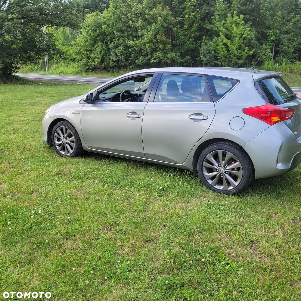 Toyota Auris - 4
