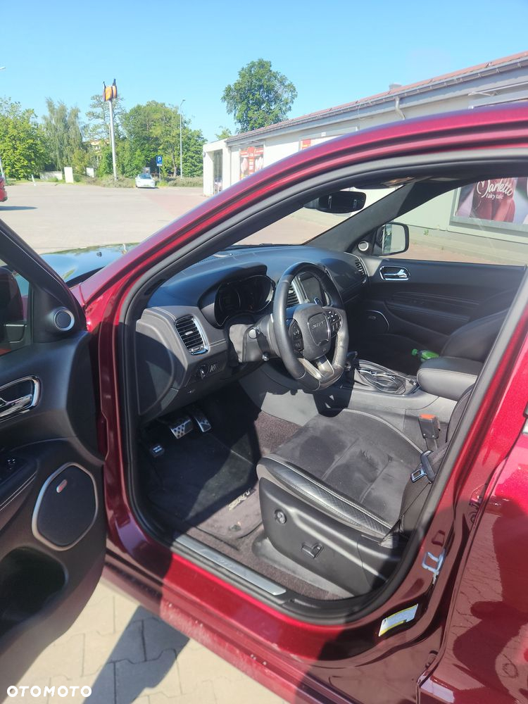 Dodge Durango 6.4 SRT - 7