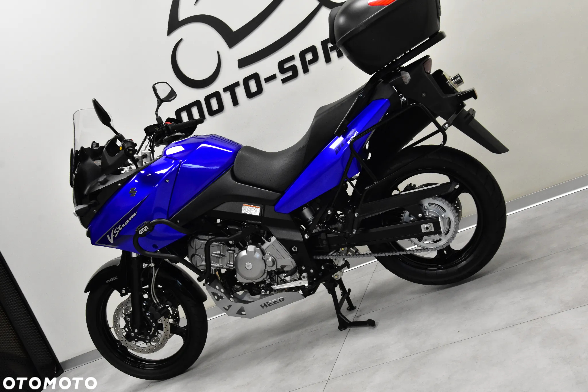 Suzuki DL - 10