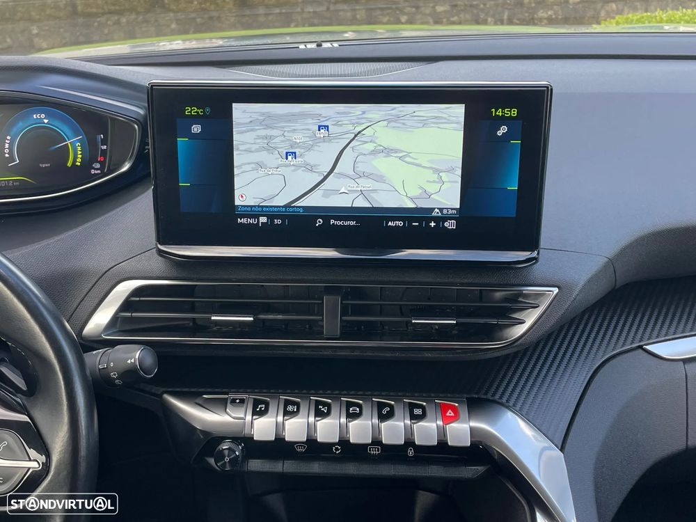 Peugeot 3008 225 e-EAT8 Allure Pack - 26