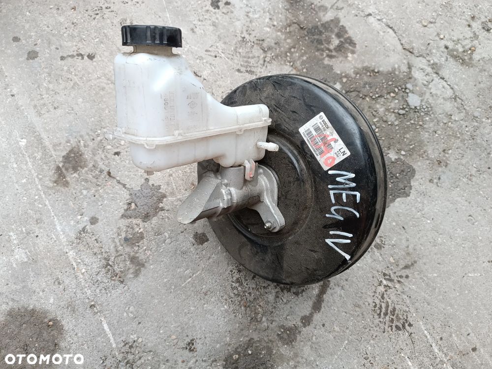 SERWO HAMULCOWE POMPA RENAULT MEGANE IV 472104789R - 1