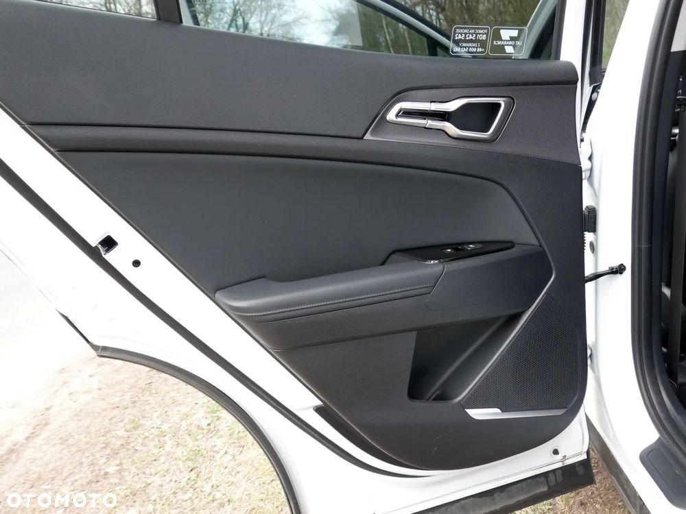 Kia Sportage 1.6 T-GDI MHEV Business Line 2WD DCT - 13