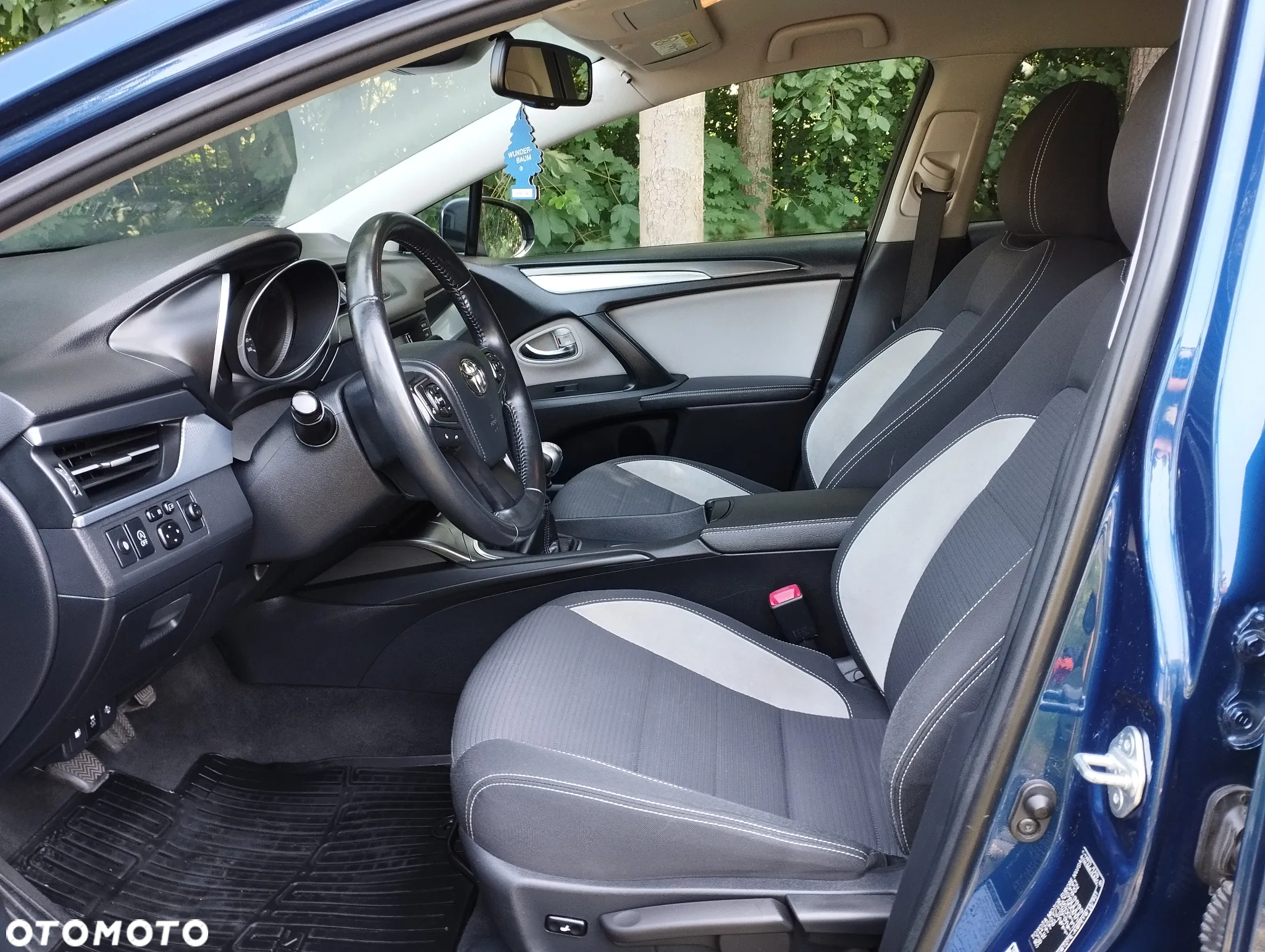 Toyota Avensis 2.0 D-4D Prestige - 10