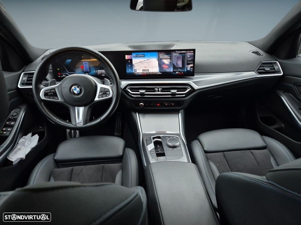 BMW 320 d Touring Pack Desportivo M Auto - 12