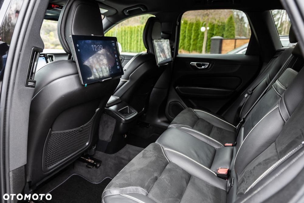 Volvo XC 60 D4 Drive-E R-Design Kinetic - 19