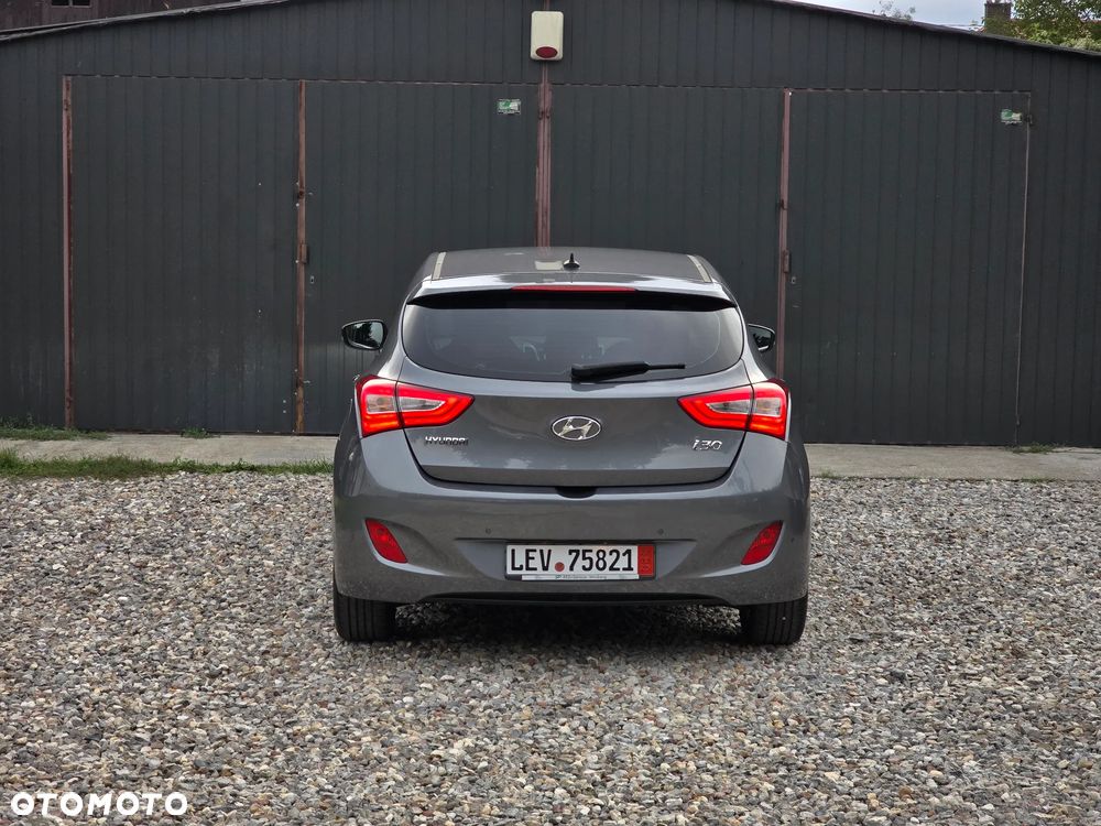 Hyundai i30 - 12