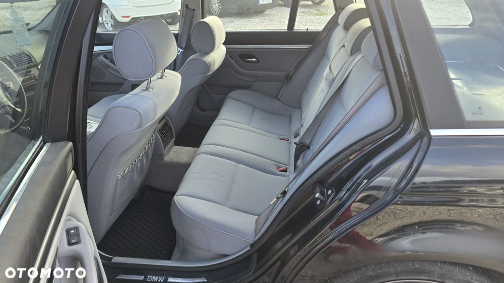 BMW Seria 5 - 17