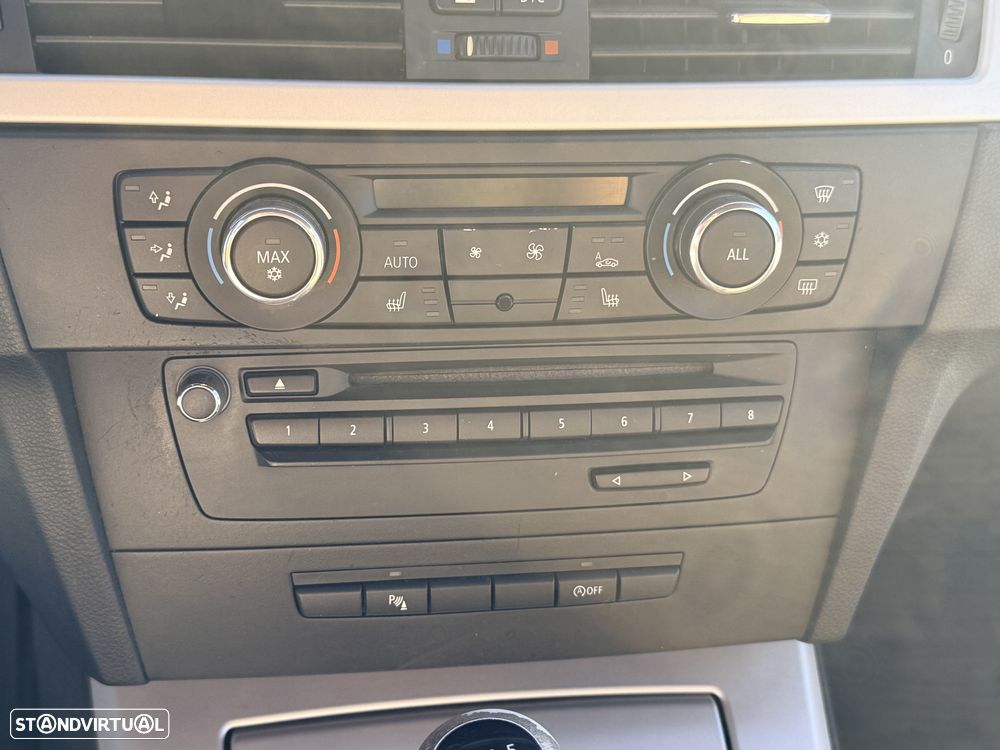 BMW 320 d Cabrio Exclusive - 8