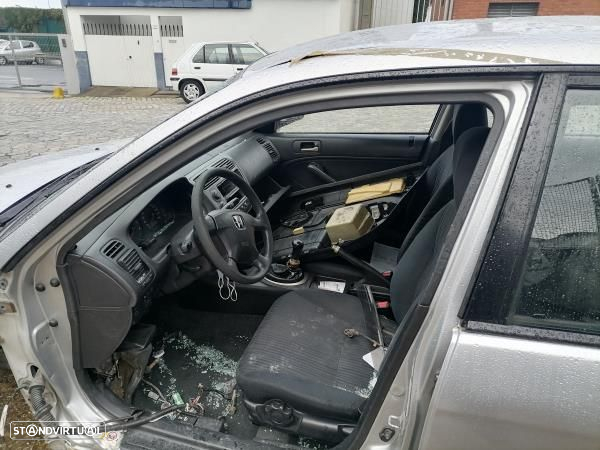Para Peças Honda Civic Vii Hatchback (Eu, Ep, Ev) - 4