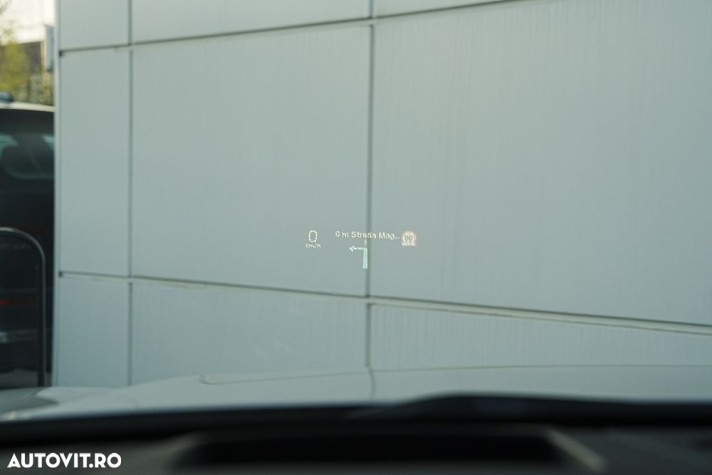 Volvo S90 T8 Twin Engine AWD Geartronic R Design - 29