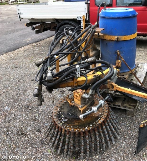 Odchwaszczarka zamiatarka szczotka boczna krawężnikowa HMW ładowarka traktor - 2