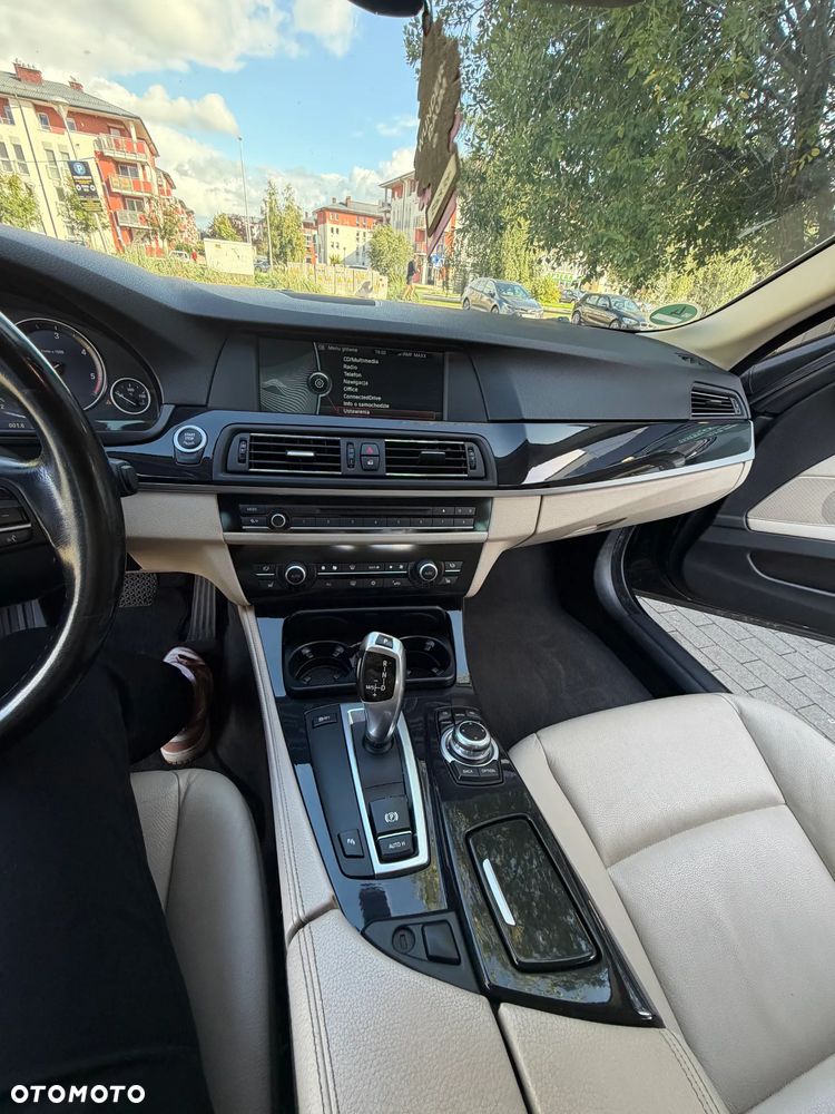 BMW Seria 5 520d - 16