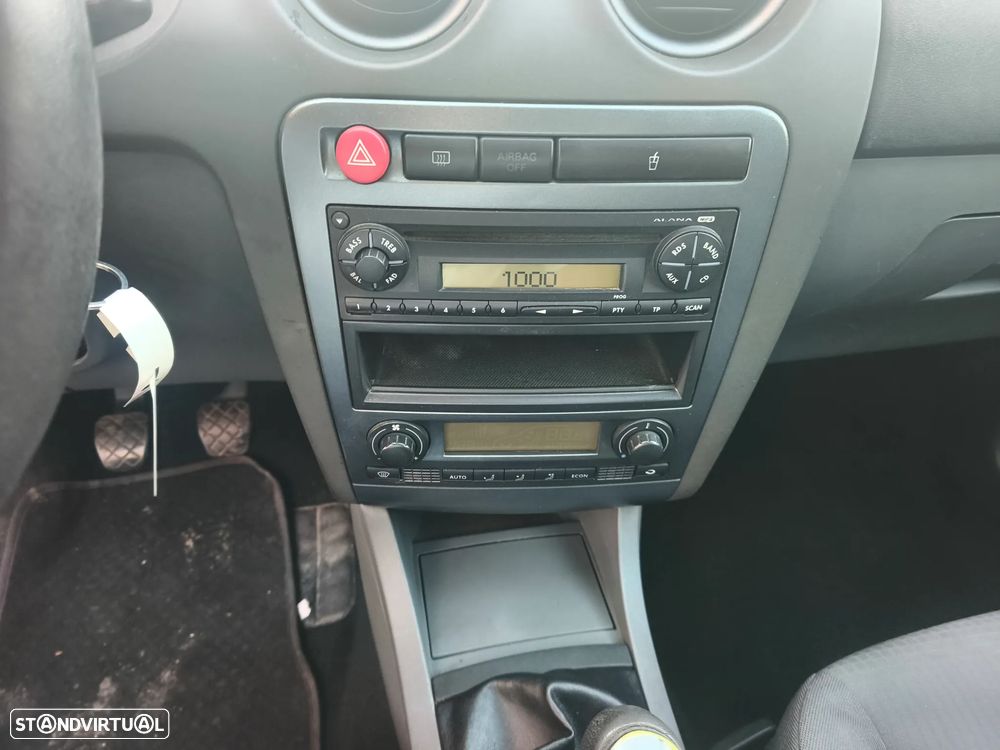 SEAT Ibiza 1.4 16V Stylance - 8