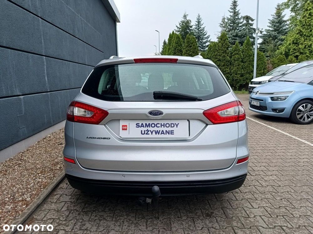 Ford Mondeo - 8