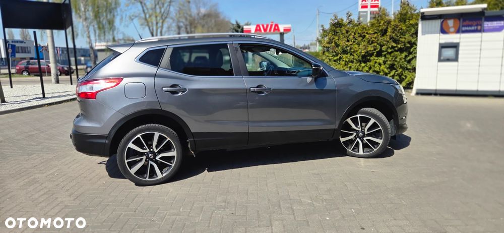 Nissan Qashqai 1.6 DCi ALL-MODE 4x4i TEKNA+ - 16