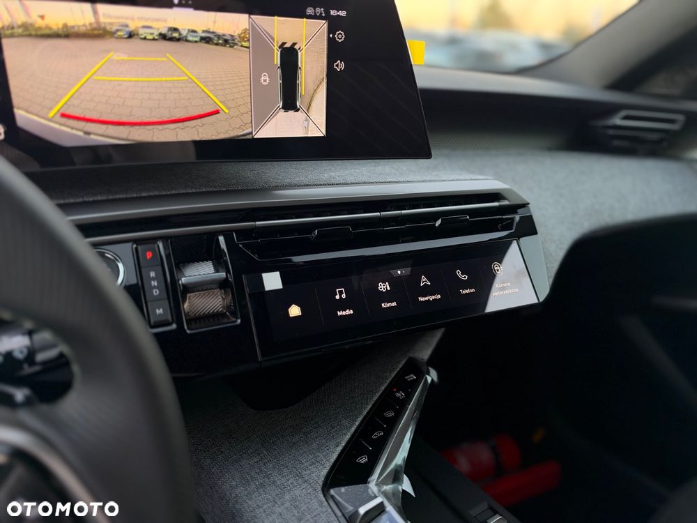 Peugeot 5008 1.2 PureTech mHEV GT S&S e-DCS6 - 29