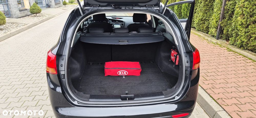 Kia Ceed 1.6 GDI Business Line - 17