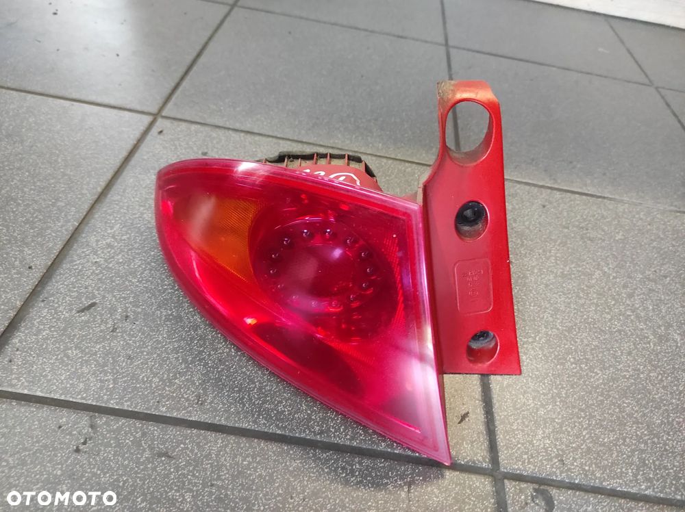 LAMPA LEWA TYLNA LEWY TYŁ W BŁOTNIK SEAT LEON 2 VALEO ..13.. WYSYŁKA !!! - 2