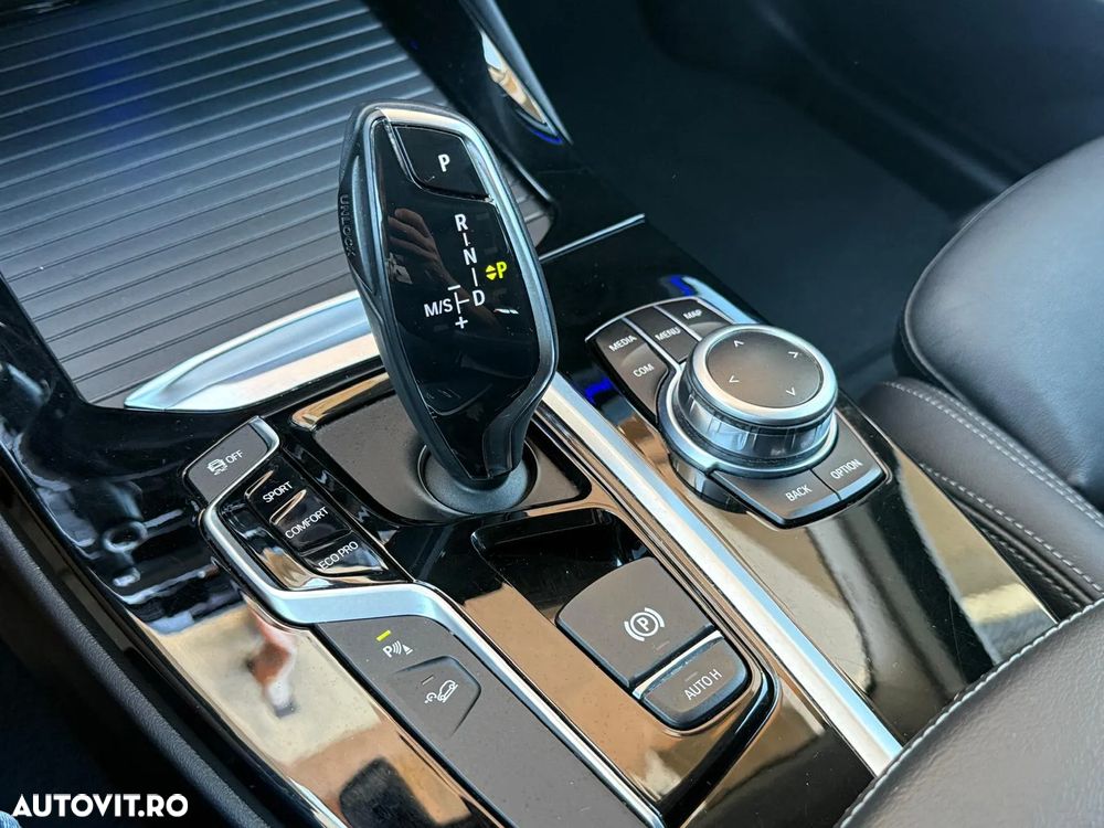 BMW X3 xDrive20d AT xLine - 14