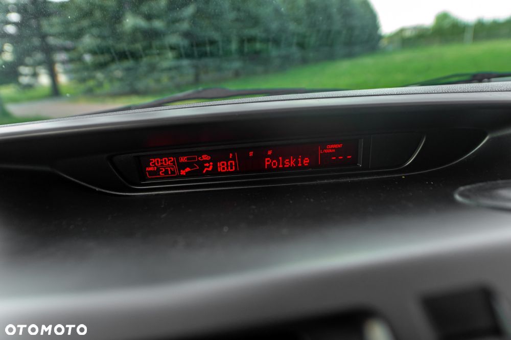 Mazda 5 2.0 MZR-DISI i-stop Sports-Line - 28