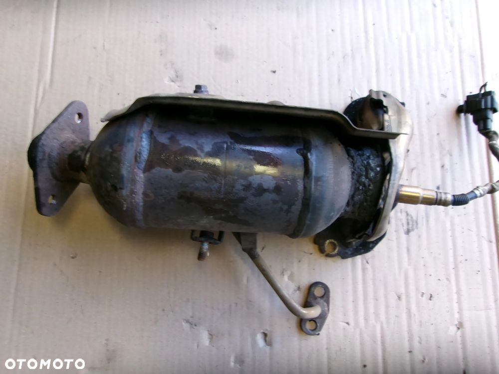 KATALIZATOR EGR KOLEKTOR TOYOTA AYGO I  LIFT ,  YARIS II  LIFT  . III - 1