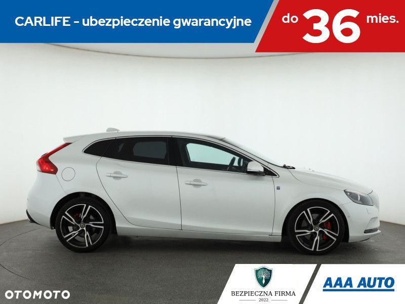 Volvo V40 - 8