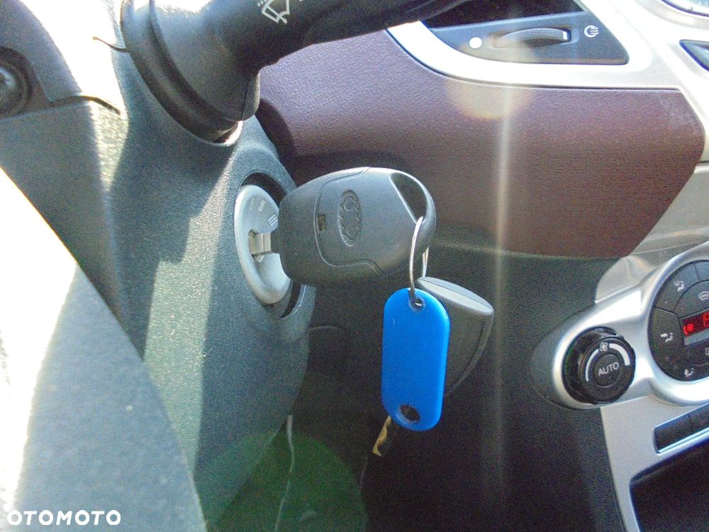 Ford Fiesta - 30